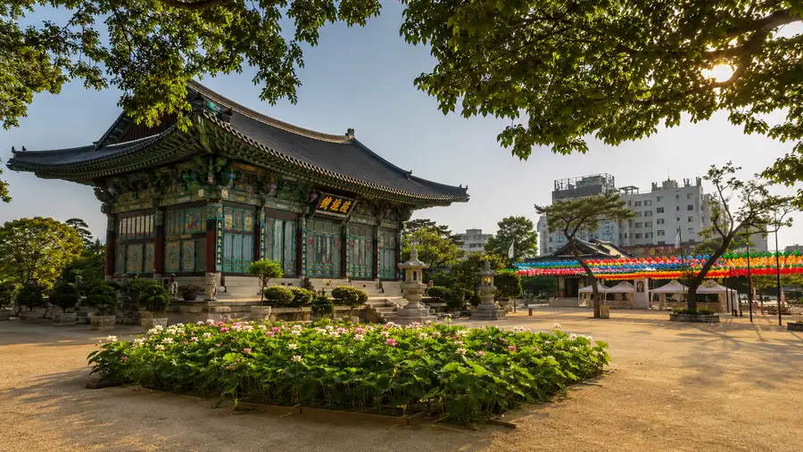 Beyond Jogyesa: Other Buddhist Temples in Seoul & Korea